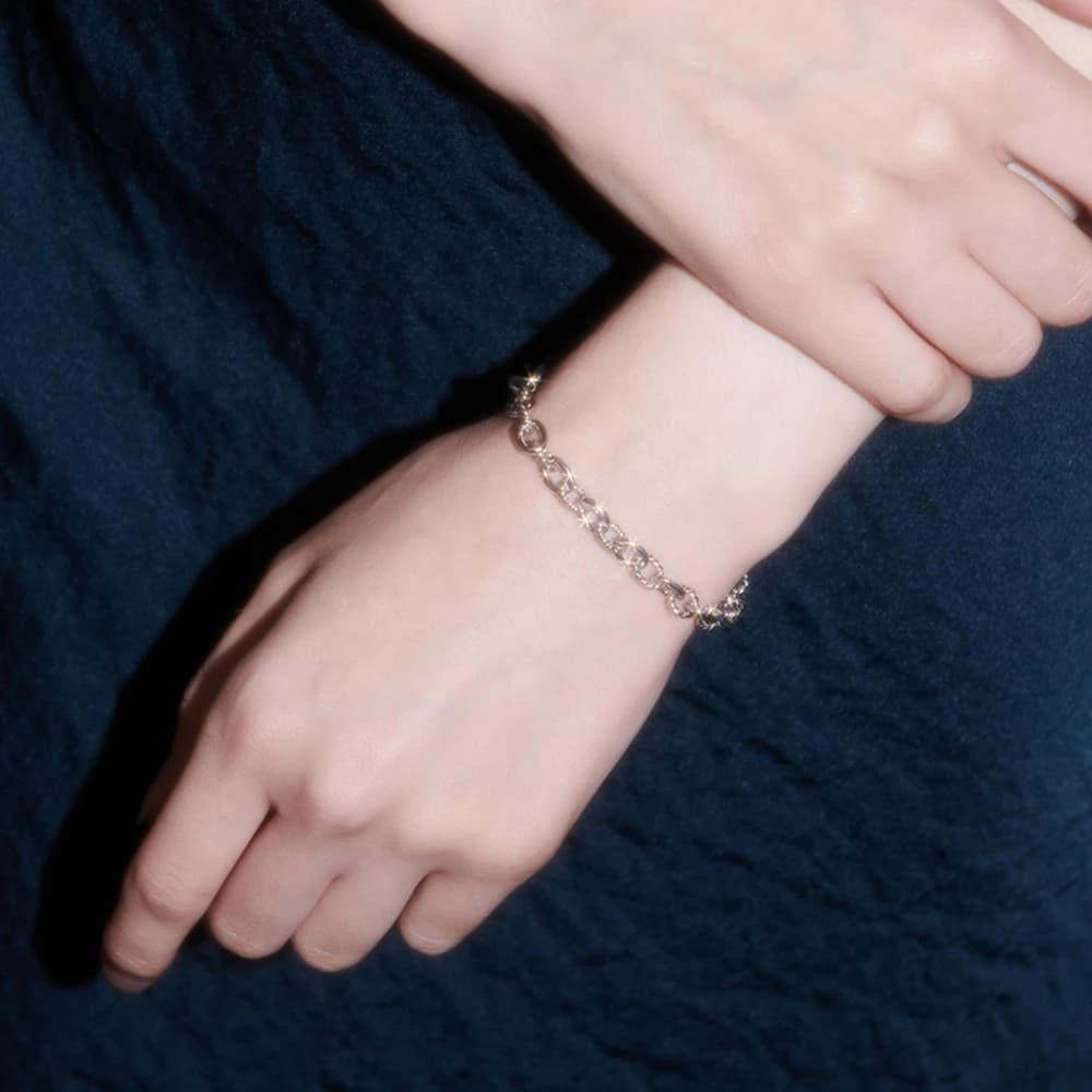 [이엘리 X 유즈리]셰어 마이 아이즈 청키 Bracelet